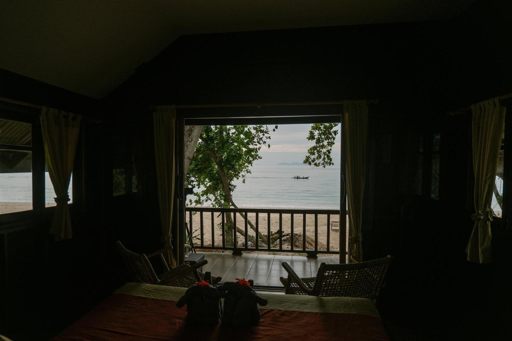Joy Bungalow Resort And Restaurant Koh Jum Exterior photo