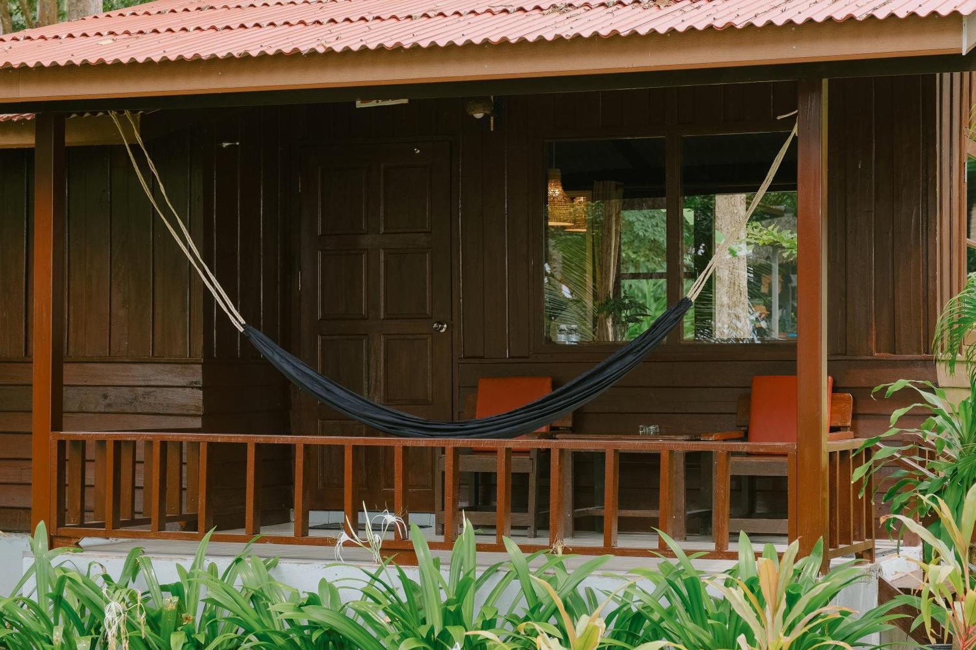 Joy Bungalow Resort And Restaurant Koh Jum Exterior photo