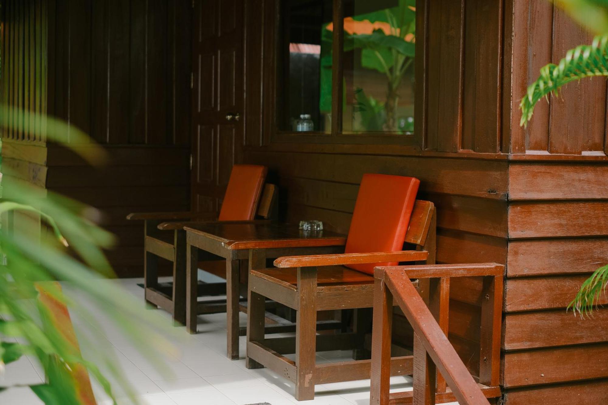 Joy Bungalow Resort And Restaurant Koh Jum Exterior photo