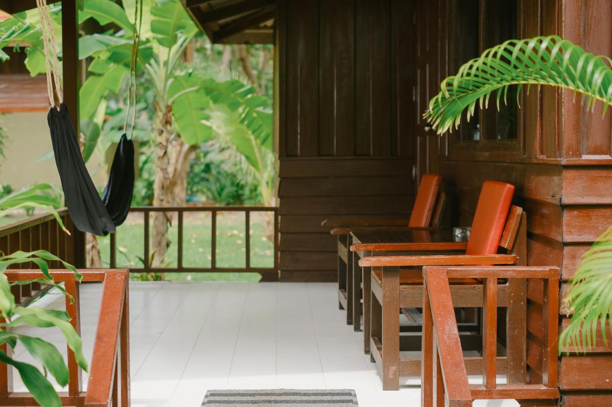 Joy Bungalow Resort And Restaurant Koh Jum Exterior photo